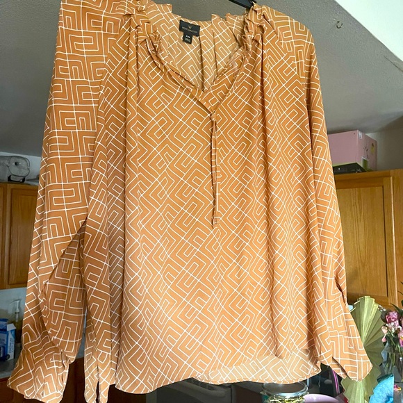Work Blouse - Picture 1 of 4